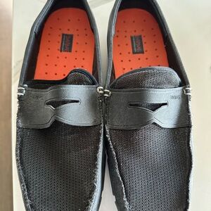 Men’s swims shoes size 12